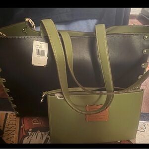 Coachtopia Black and Olive Green Tote Bag Set